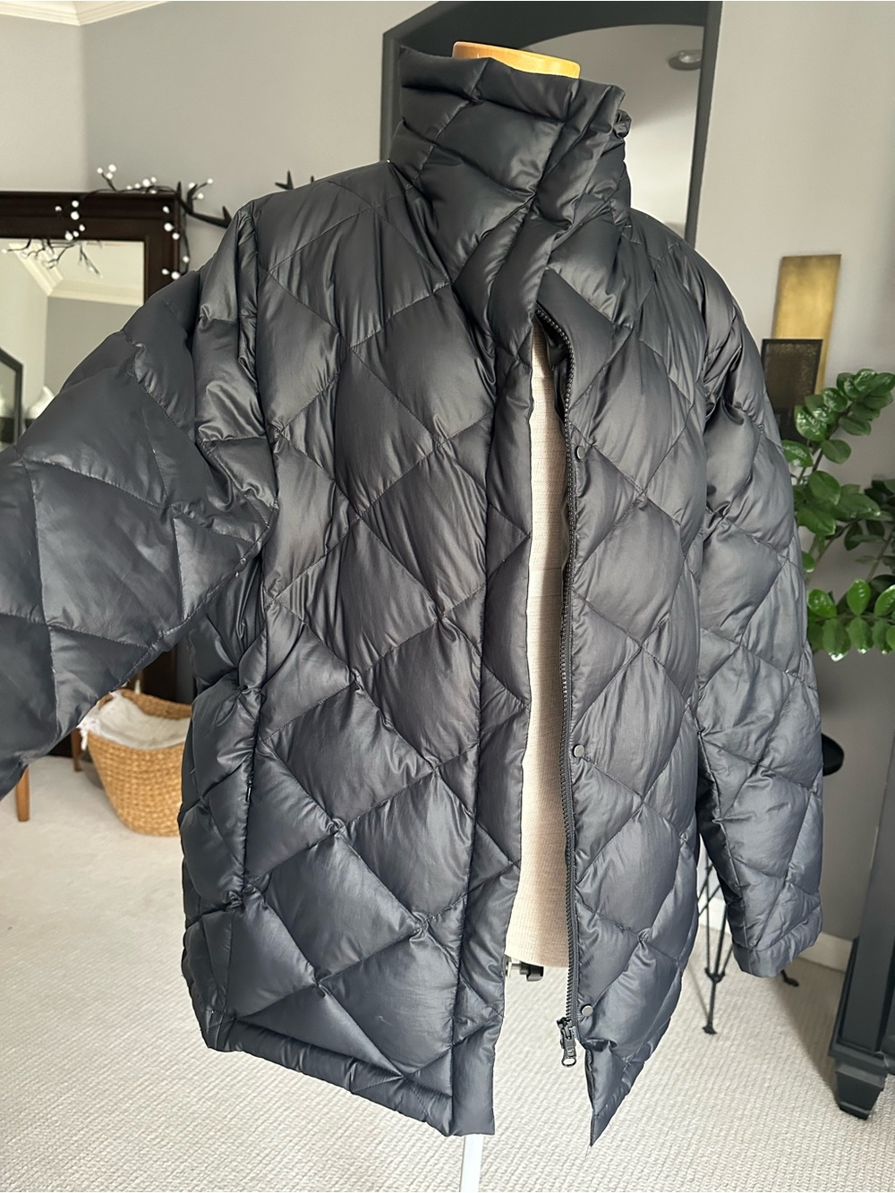 Eileen Fisher Down Quilted Diamond-Pattern Puffer Jacket Black Size XL